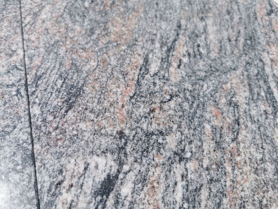 Płytki granitowe KINAWA 40x40x1.2
