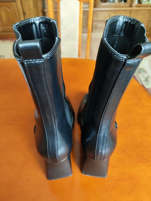 Botki Chelsea marki Primark roz.39 obcas 7,5 cm