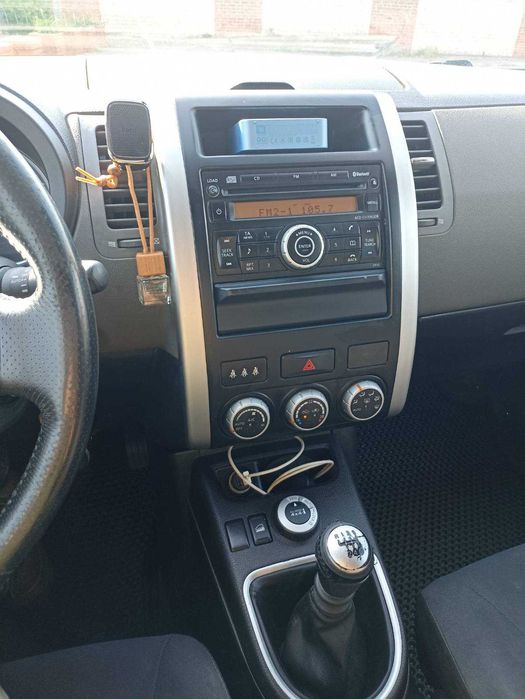 Продаю авто Nissan X-Trail