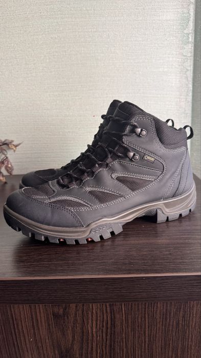 черевики ECCO Xpedition III GTX, на gore-tex. 43 розмір