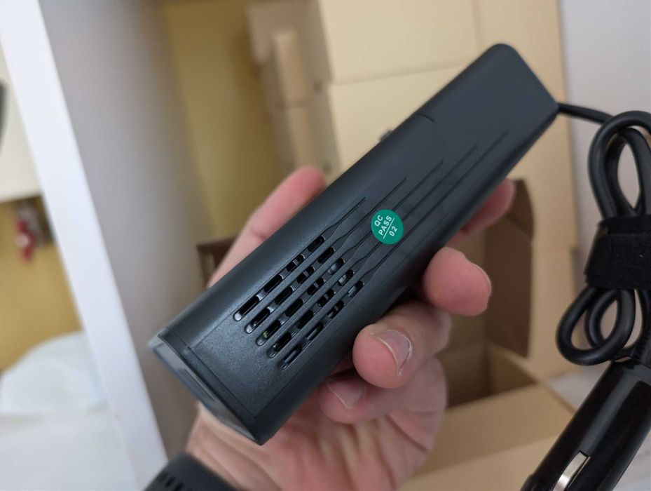 Автомобільний інвертор 12V-220V (200W) з PD 30W та QC 3.0 — РОЗПРОДАЖ