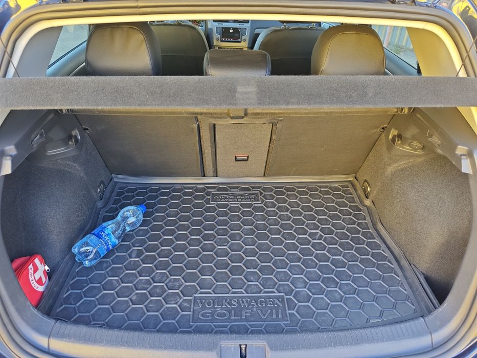 Volkswagen Golf 7    1,8 TSI (USA) 2016 турбований