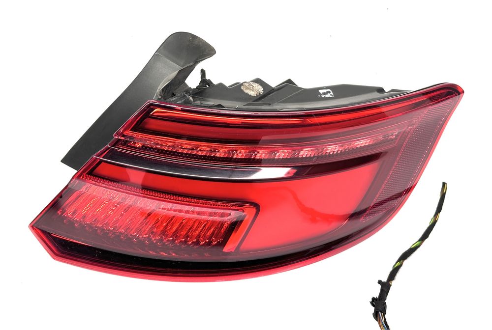 AUDI A3 S3 8V Sportback LIFT LED Dynamic matrix Lampy tył prawa lewa