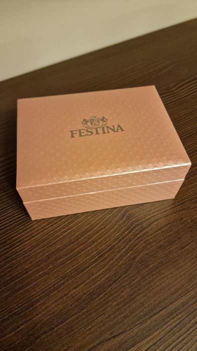 Pudełko Festina do zegarka