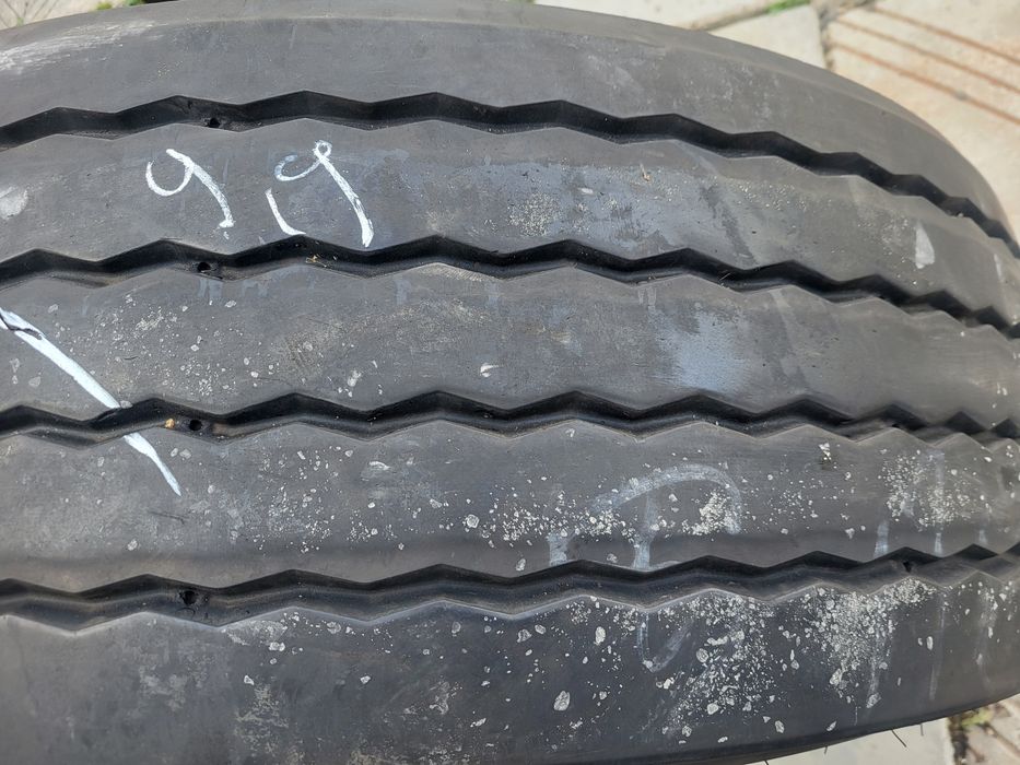 шини 385/65r22.5 michelin