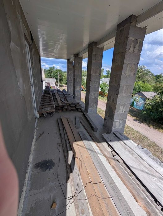 Продаж двоповерхового будинку 126,8 кв.м. з терасою