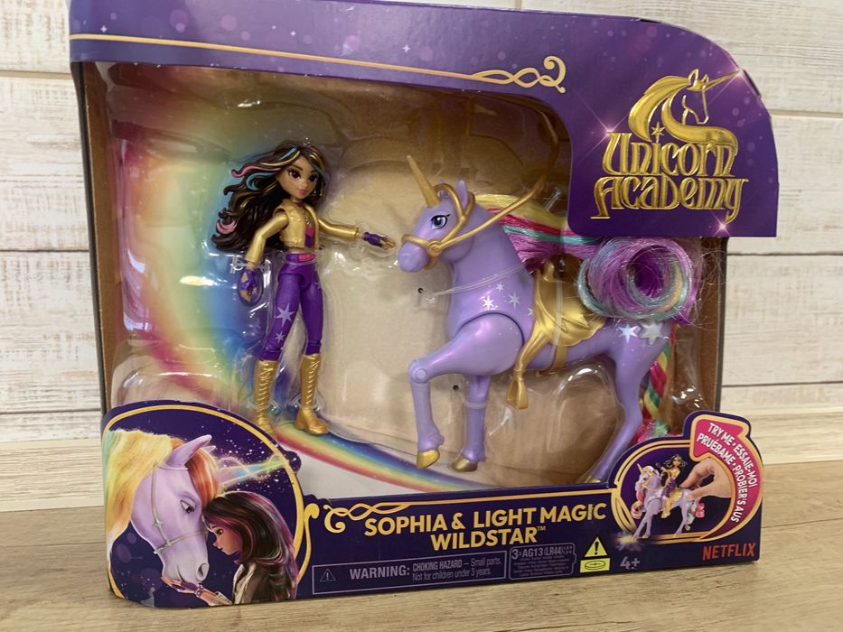Академія єдинорогів Дика зірка Unicorn Magic Wildstar Set Софія світло