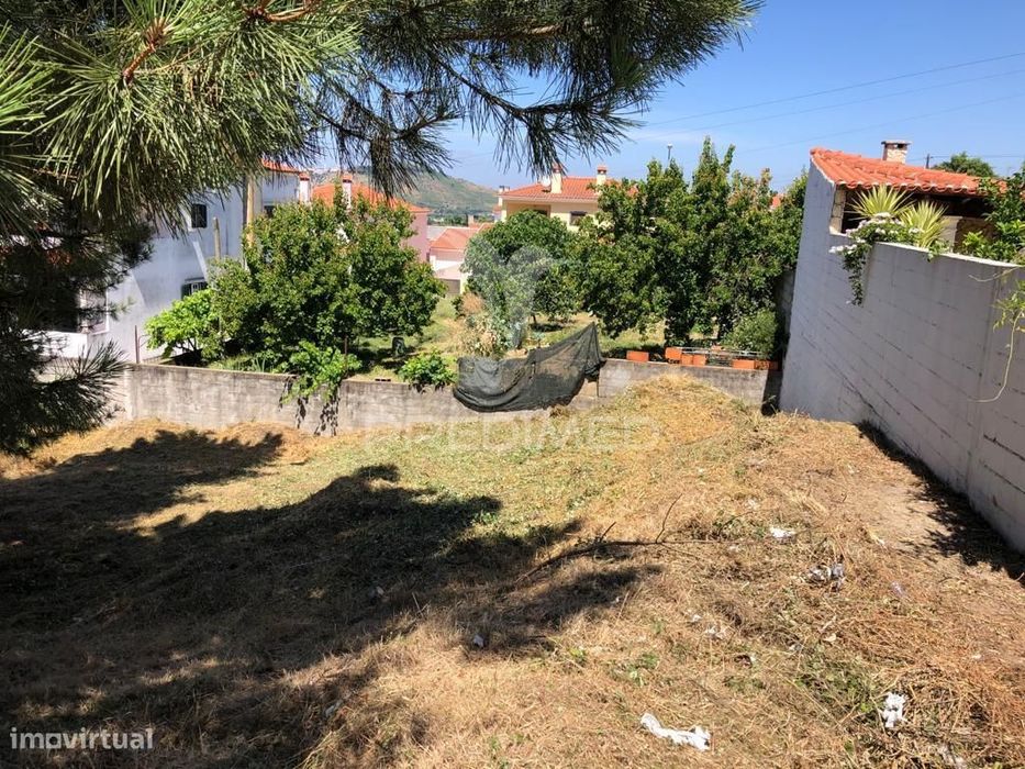 Terreno Urbano — Pego, Santarém