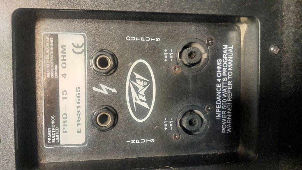 Peavey - Pro 15 4 ohm kolumny estradowe