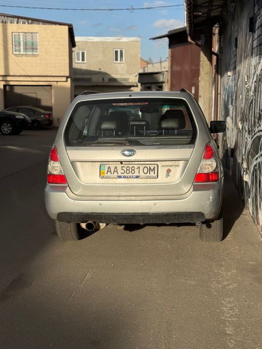 Subaru Forester 2005 2.5T