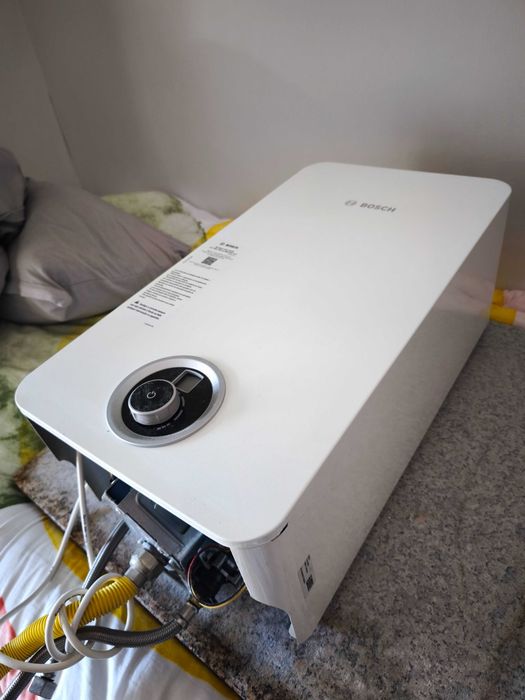 Esquentador ventilado BOSCH Therm 4600 F/ Gas Natural