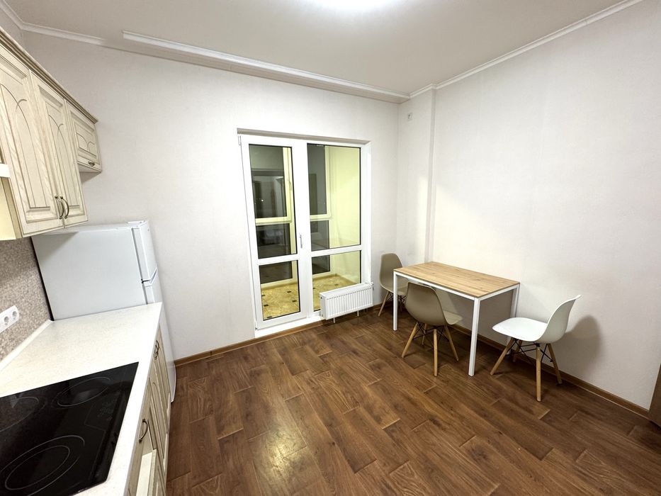 1 комнатная 48кв/14Эт квартира в аренду ЖК Ревуцкий Харьковская