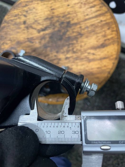 Траверса в зборі до мотоцикла Geon Pantera N/S 200/CR6Z 250/CR6S 250, або інші, на кастом! Уточнюйте!