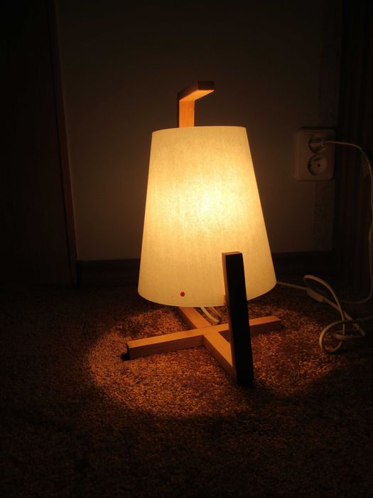Dwie lampki stołowe, nocne
