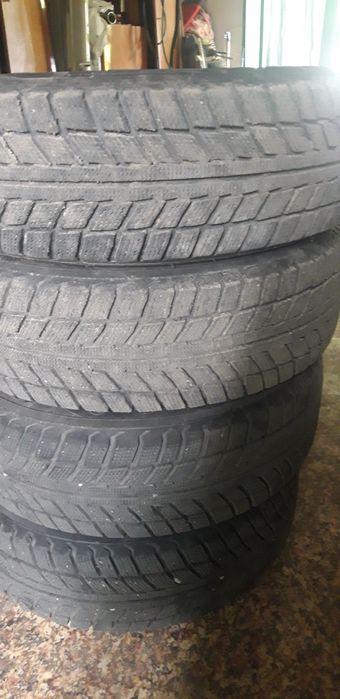 Продам резину в хорошем состоянии