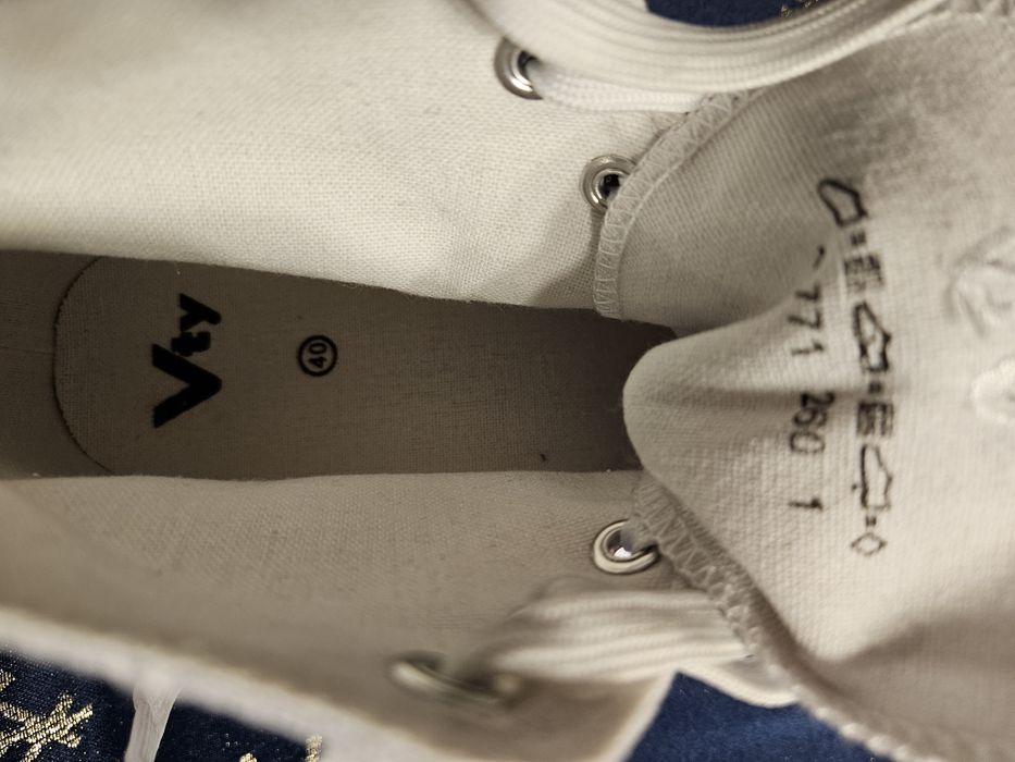 Trampki wysokie damskie prawie nowe Vty rozmiar 40