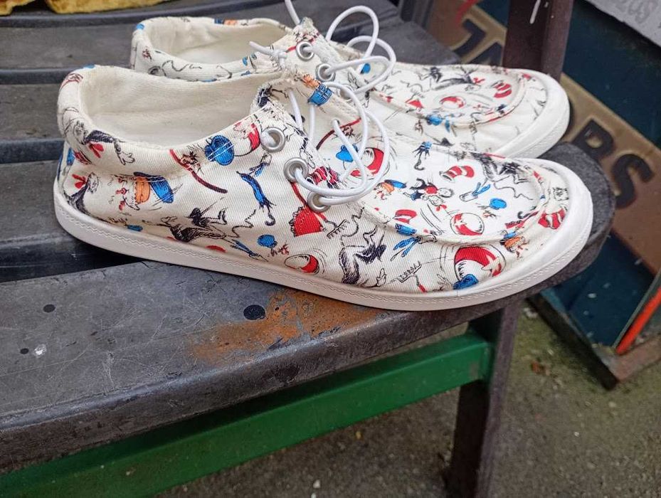 продам кеди 37 розмір