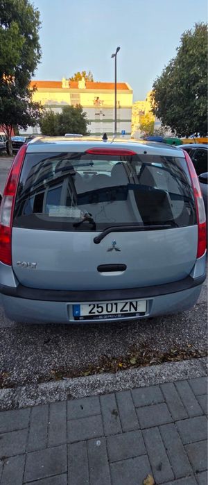 Vende-se Mitsubishi Colt 1.1 (2005) - Super Económico