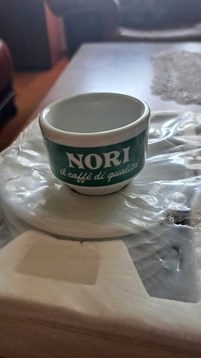 Nowy nieużywany zestaw 6 filiżanek do espresso Nori.