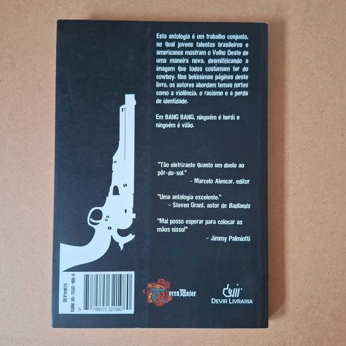 Bang Bang: 10 histórias curtas a preto e branco do faroeste publicada pela Devir