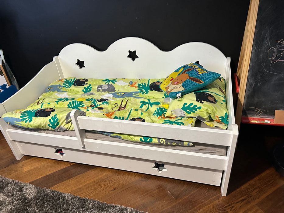 Łóżko dziecięce z szufladą