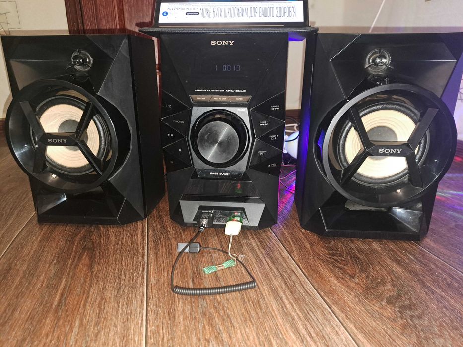 Музичний центр Sony MHC-ECL5  USB/CD/MP3/AUX/FM/BT 2*60Ват+видео работ
