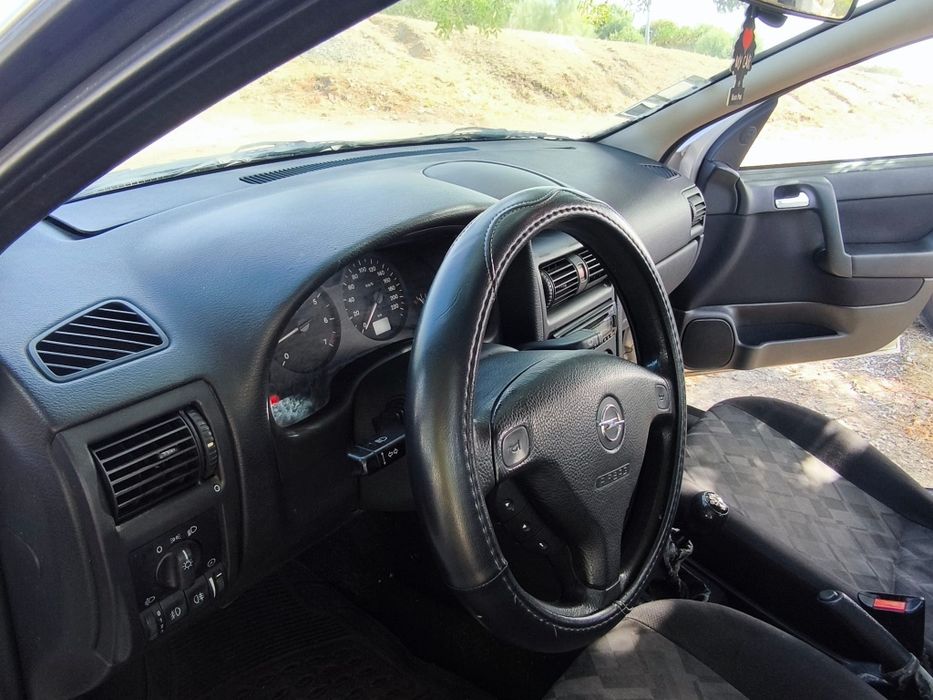 Opel Astra 1.4 ano 2000