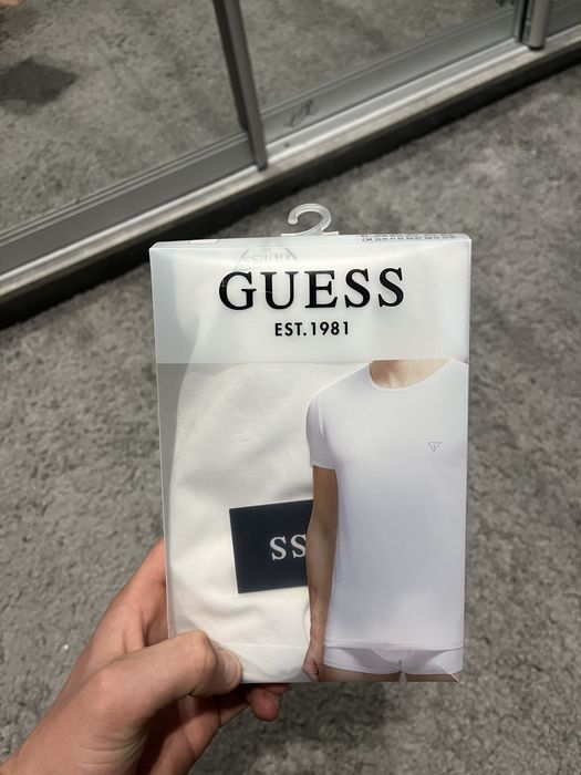 Футболка guess оригінал