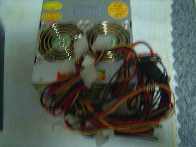 Fonte Kingwin KWI-450W para Pentium IV e AMD Athlon