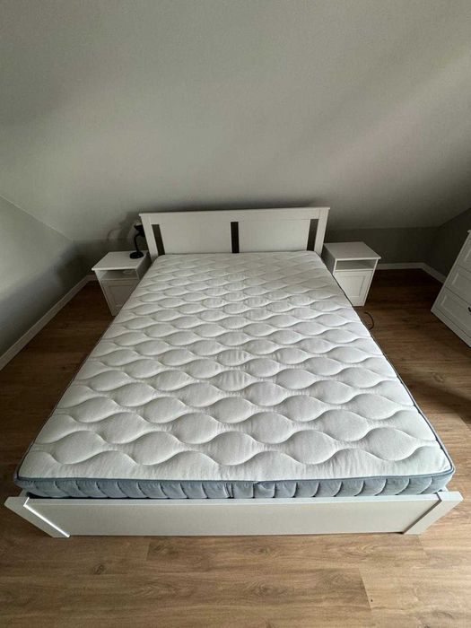 Materac sprężynowy 160x200cm średnio twardy Ikea Vagstranda