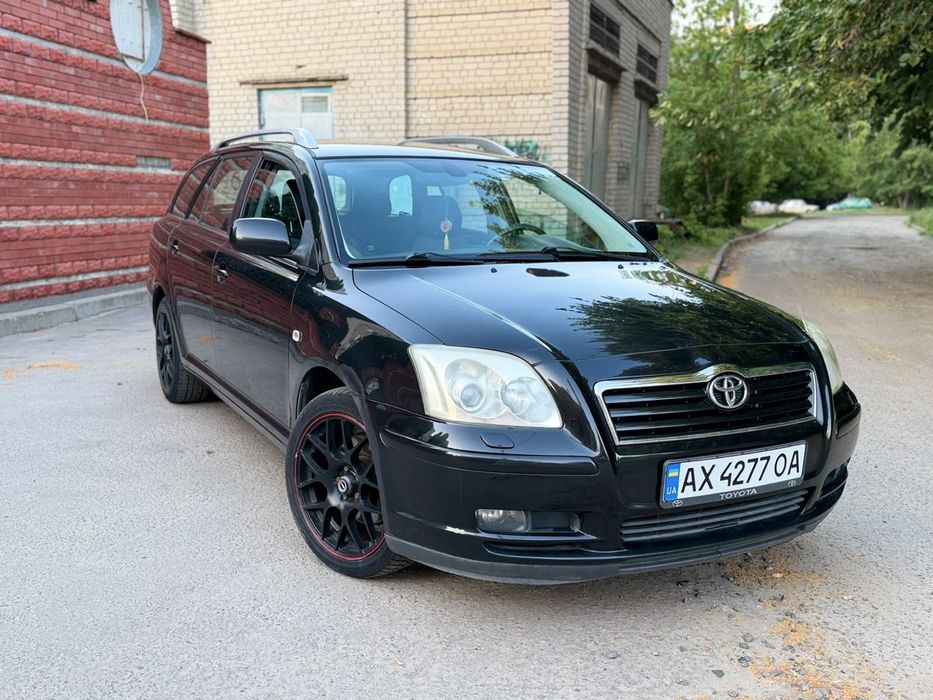 Продам Toyota Avensis 2005 року випуску