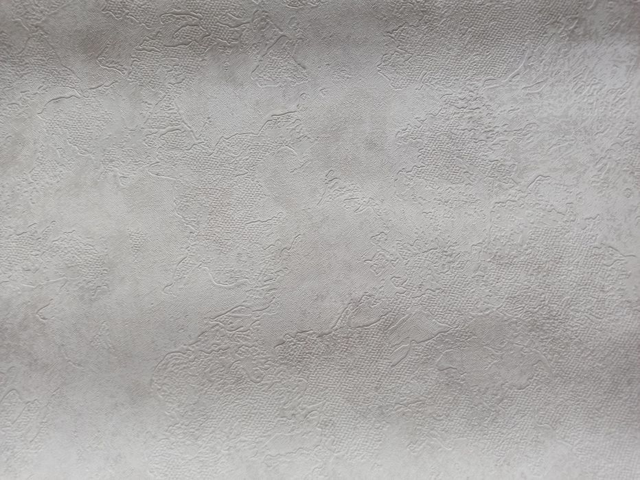 Продам вінілові шпалери гарячого тиснення.