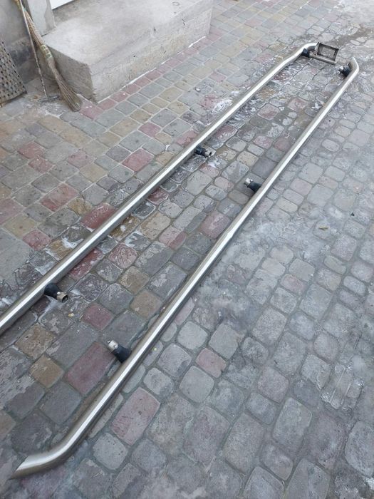 Бічні труби (пороги) на Renault Master 3