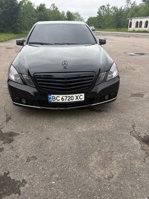 Mercedes-benz w212