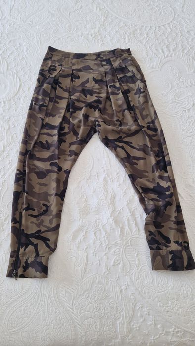 Calças estampadas Zara tamanho XS