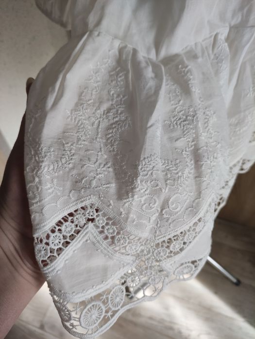 Tunika - bluzka biała haftowana koronka na guziki Reserved 42/44