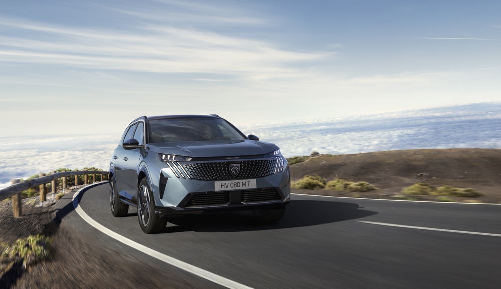 Peugeot 5008 1.2 Hybrid GT e-DCS6 foto 2