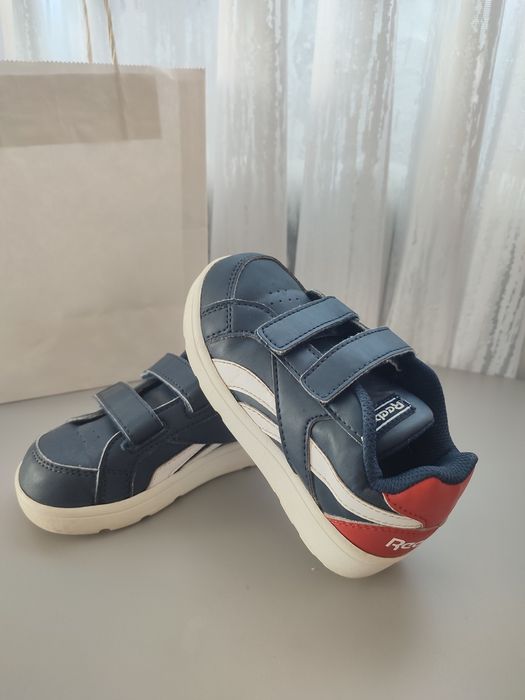 Кросівки дитячі 25