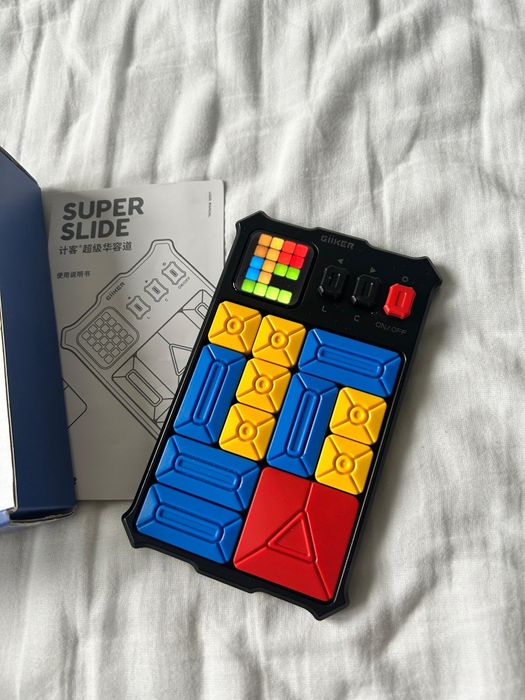 Gra elektroniczna GIIKER Super Slide