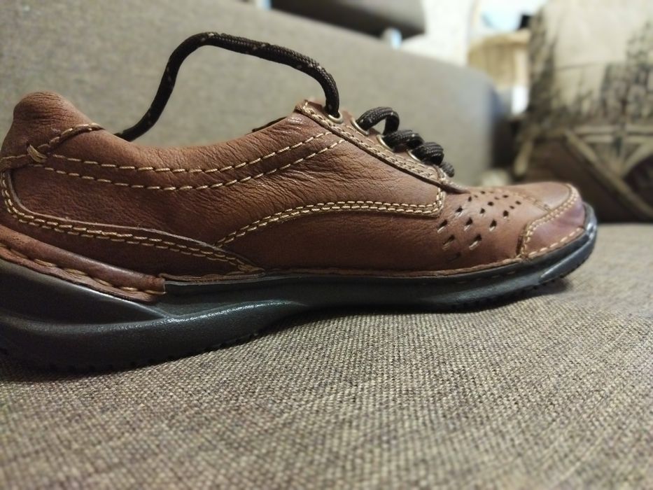 Туфлі шкіряні та замшеві, коричневі та сині