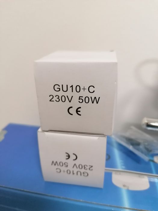 Lampa-kinkiet GU 10-230V