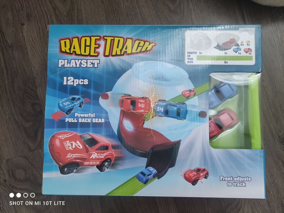 Tor wyścigowy w kuli Nowy