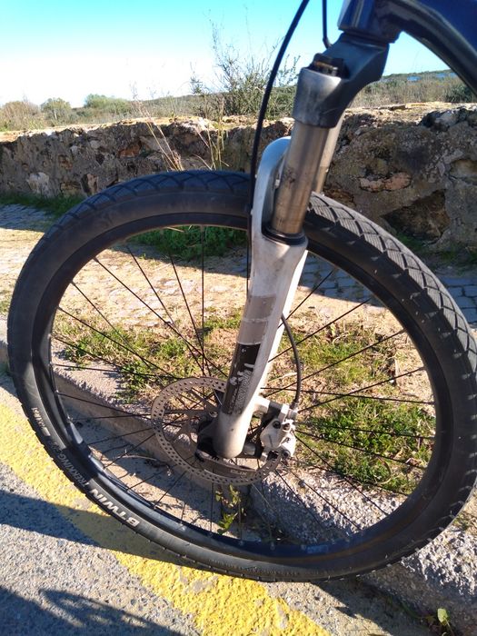 BTT Trek 6000 em bom estado