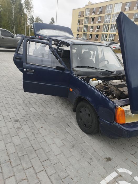 Авто славута 2008 року