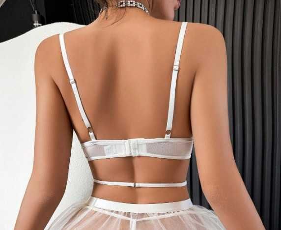 sexy lingerie for your man Lingerie branca com detalhes em renda sobre fundo liso com iluminação  natural! #lingerie #sexy #tauá #inhamuns #luxo main image 1