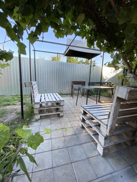 Оренда будинку подобово з лазнею та альтанкою