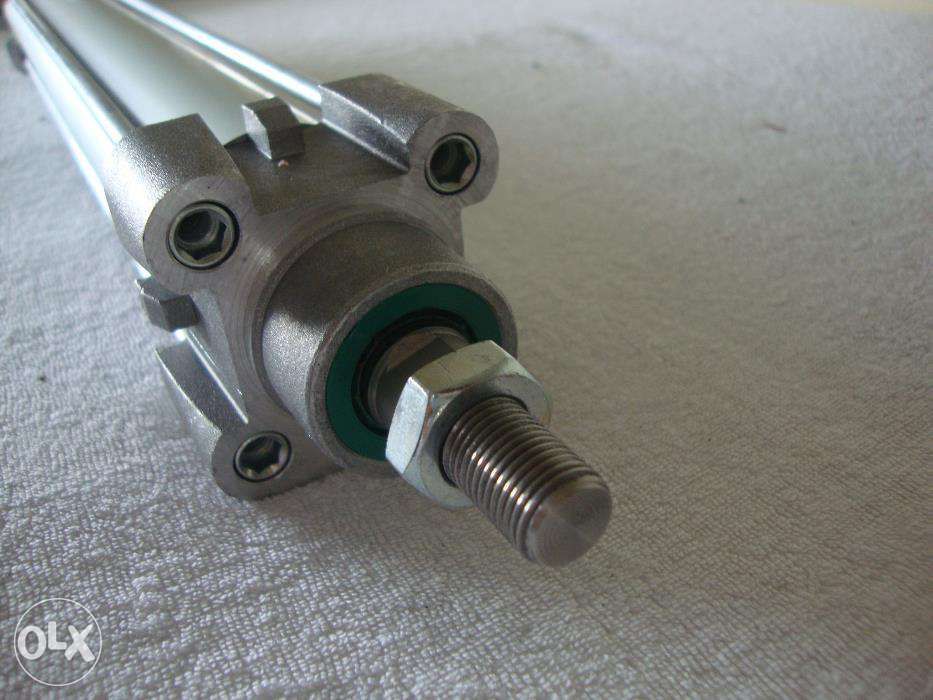 Saldos - Cilindro Pneumático (Novo)