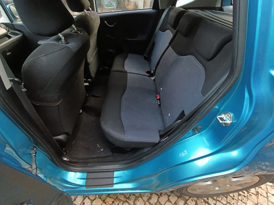 Honda Jazz gasolina engate reboque