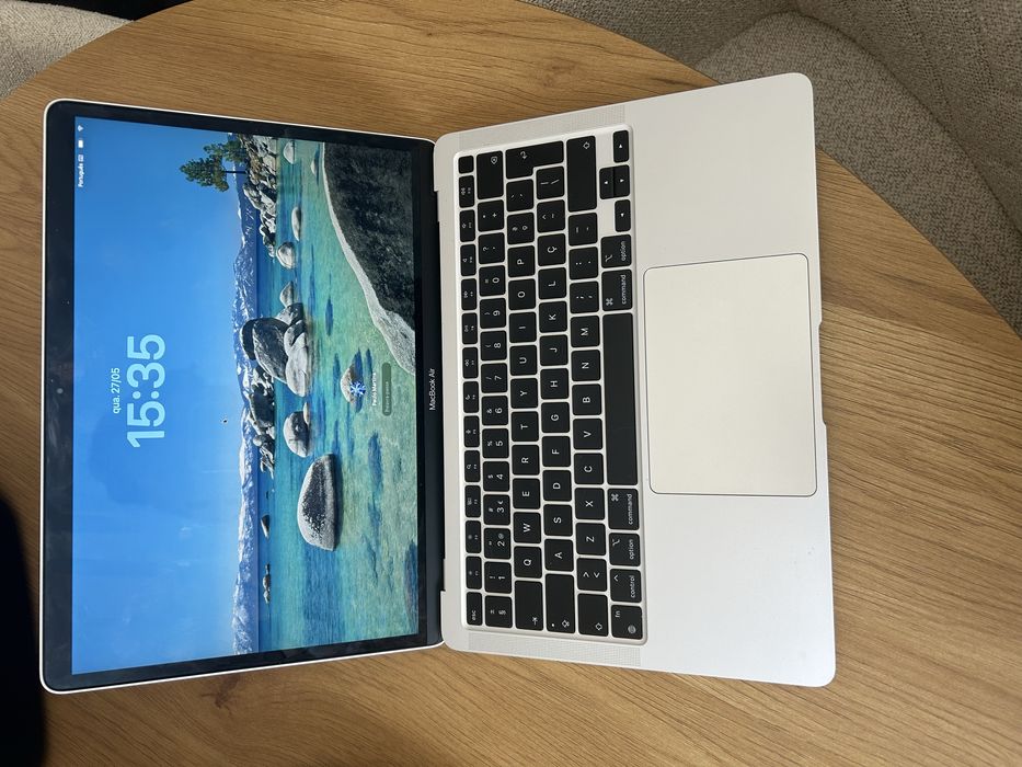 MacBook Air 2020509912769700177921