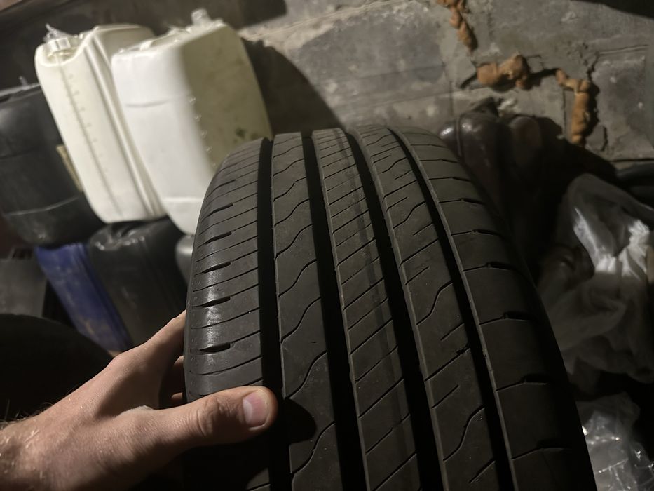 Goodyear 225 55 r17 23рік стан Нові
